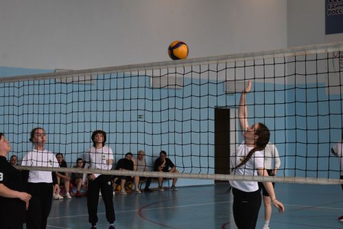 В Кайбицах состоялся чемпионат района по волейболу среди женских команд