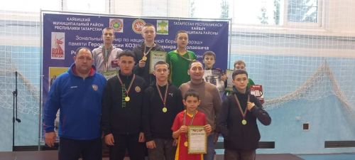 В Кайбицком районе прошли соревнования по борьбе, посвященные памяти Героя России