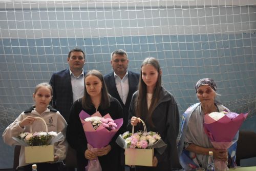 В Кайбицком районе прошли соревнования по борьбе, посвященные памяти Героя России