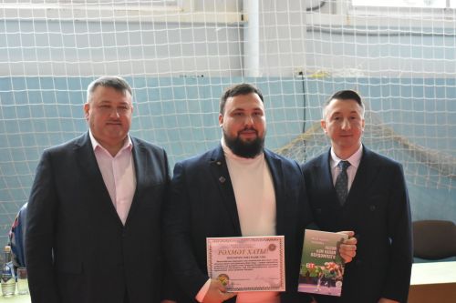 В Кайбицком районе прошли соревнования по борьбе, посвященные памяти Героя России