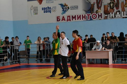 В Кайбицком районе прошли соревнования по борьбе, посвященные памяти Героя России