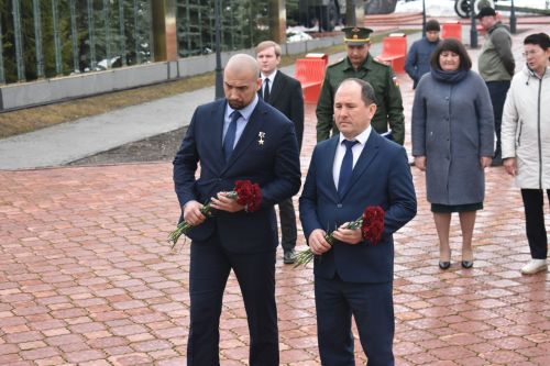 В Кайбицах побывал Герой России Расим Баксиков