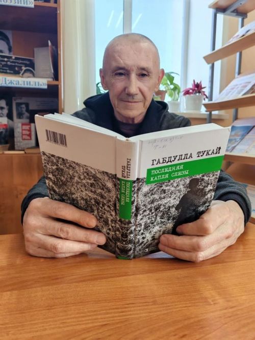 В рамках программы «Активное долголетие» проживающие Фёдоровского дома-интерната вновь посетили библиотеку села