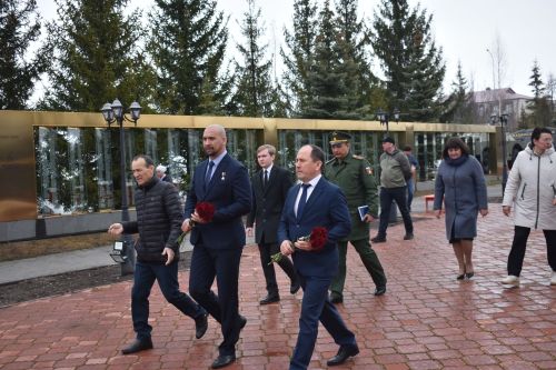 В Кайбицах побывал Герой России Расим Баксиков