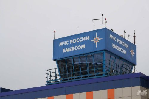 В Буинске спасли мужчину, застрявшего в емкости с мазутом