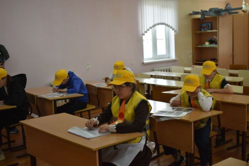 В конкурсе «Безопасное колесо» в Кайбицком районе приняли участие пятнадцать команд ЮИД