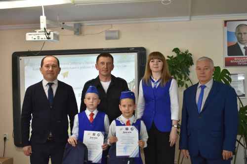 В конкурсе «Безопасное колесо» в Кайбицком районе приняли участие пятнадцать команд ЮИД