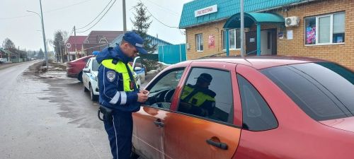 Безопасность детей в приоритете: инспекторы ГИБДД Кайбицкого района вышли в рейд