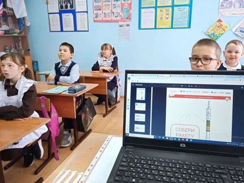 В Чутеевской школе прошло очередное занятие из цикла «Разговоры о важном»