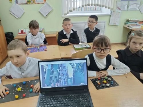 В Чутеевской школе прошло очередное занятие из цикла «Разговоры о важном»