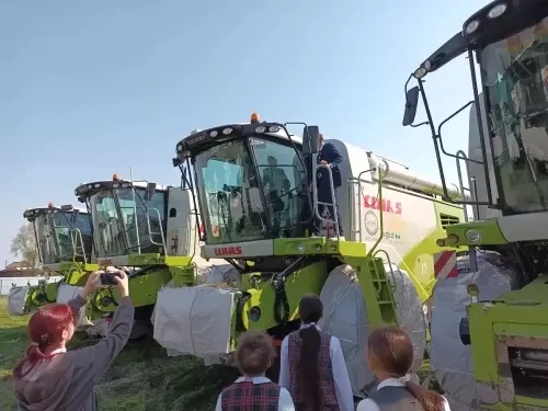 Ученики Хозесановской средней школы приняли участие в профориентационной экскурсии в машинно-тракторный парк «Август Кайбицы»