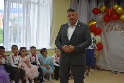 В Большекайбицком детском саду «Миляшкай» состоялся выпускной бал