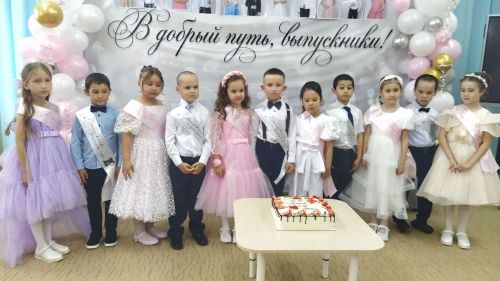 Кошманның «Тиенкәй» балалар бакчасында чыгарылыш кичәсе узды