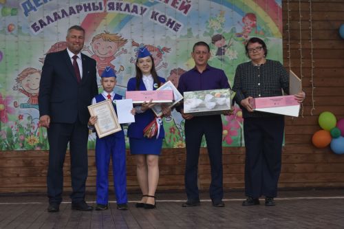 «Наши дети — наша гордость»: в Кайбицах прошел яркий праздник, посвященный Дню защиты детей
