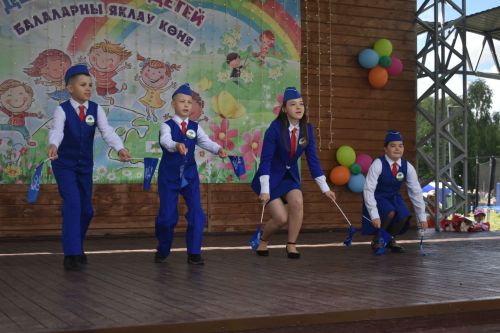 «Наши дети — наша гордость»: в Кайбицах прошел яркий праздник, посвященный Дню защиты детей