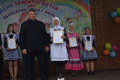 «Наши дети — наша гордость»: в Кайбицах прошел яркий праздник, посвященный Дню защиты детей