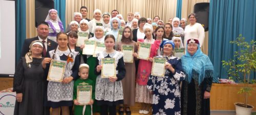 Борындык авылында «Халыкның җан авазы-мөнәҗәт» дигән кичә узды
