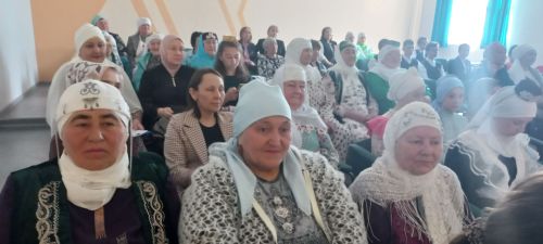 Борындык авылында «Халыкның җан авазы-мөнәҗәт» дигән кичә узды