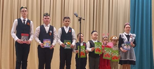 Борындык авылында «Халыкның җан авазы-мөнәҗәт» дигән кичә узды