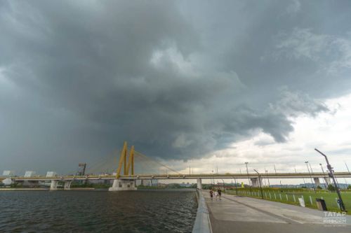 Татарстанлыларга көчле җил һәм яшен вакытында үтәлергә тиешле иминлек чараларын атадылар