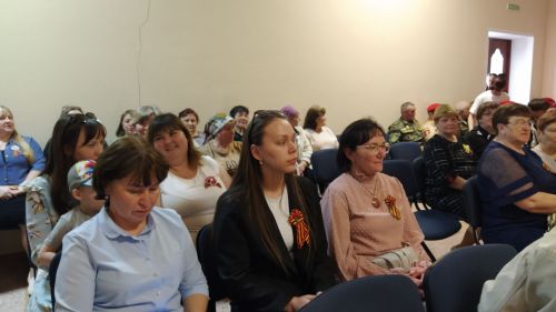 На открытии бюста полному кавалеру ордена Славы в Надеждине присутствовал депутат Госдумы РФ