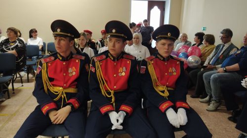 На открытии бюста полному кавалеру ордена Славы в Надеждине присутствовал депутат Госдумы РФ