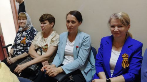 На открытии бюста полному кавалеру ордена Славы в Надеждине присутствовал депутат Госдумы РФ