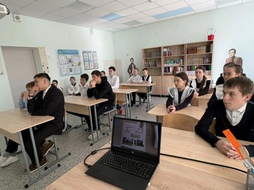 Песни Победы в сердцах школьников: «Разговоры о важном» в Старотябердинской школе
