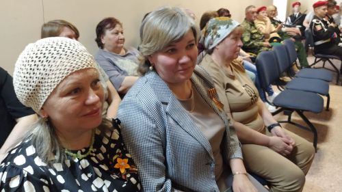 На открытии бюста полному кавалеру ордена Славы в Надеждине присутствовал депутат Госдумы РФ