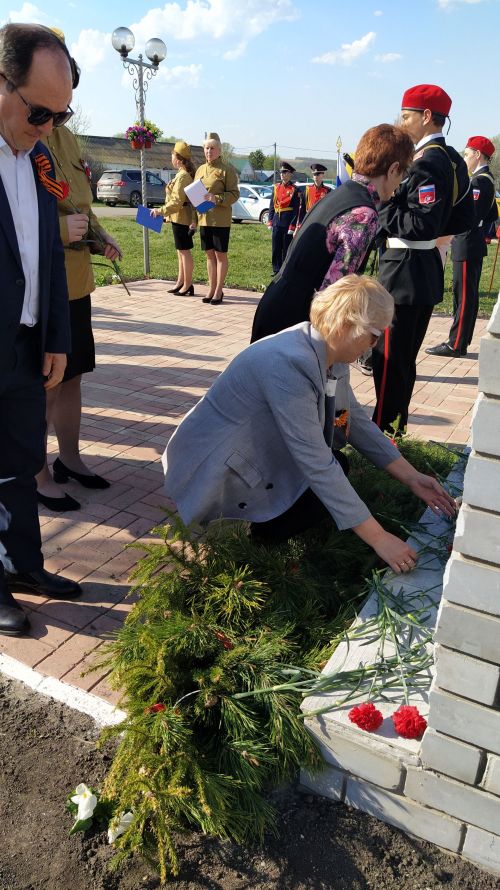 На открытии бюста полному кавалеру ордена Славы в Надеждине присутствовал депутат Госдумы РФ