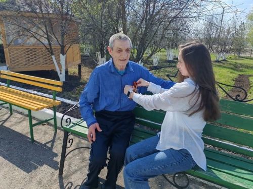 Память в наших сердцах: Кайбицкий дом-интернат присоединился к акции «Георгиевская лента»