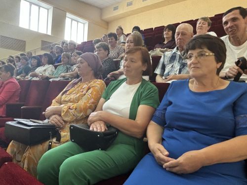 Тепло сердец и забота о людях: соцработники Кайбицкого района отметили профессиональный праздник