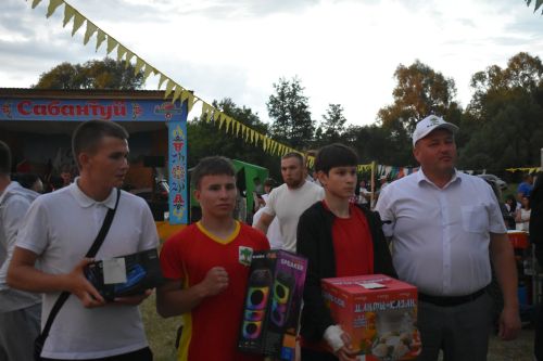 Россия көне уңаеннан Ябалакта Сабан туе гөрләде