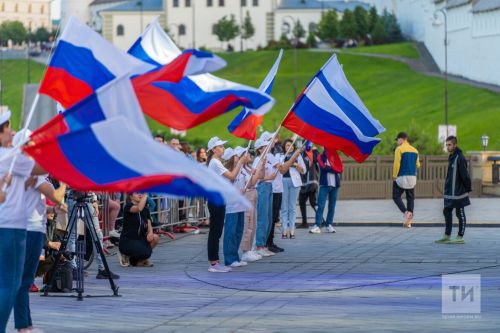 12 июня — День России