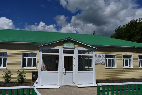 Кайбыч районы башлыгы мәктәпләр, балалар бакчаларына нинди ремонт кирәклеген урыннарга барып ачыклый