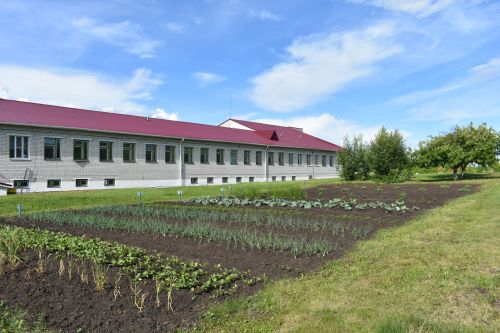 Кайбыч районы башлыгы мәктәпләр, балалар бакчаларына нинди ремонт кирәклеген урыннарга барып ачыклый