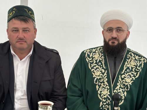 Тарихка таянып, киләчәккә юл: Кошманда сөннәтчелек традицияләренә багышланган фәнни-гамәли конференция узды
