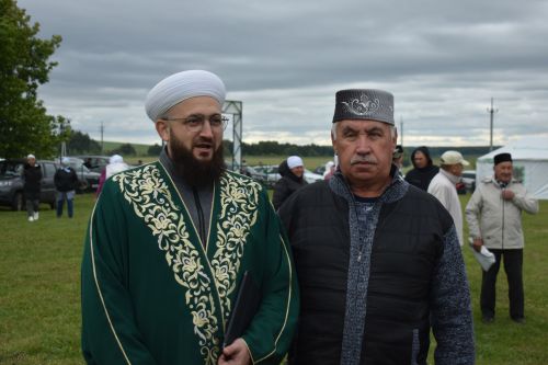 Тарихка таянып, киләчәккә юл: Кошманда сөннәтчелек традицияләренә багышланган фәнни-гамәли конференция узды
