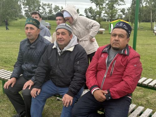 Тарихка таянып, киләчәккә юл: Кошманда сөннәтчелек традицияләренә багышланган фәнни-гамәли конференция узды