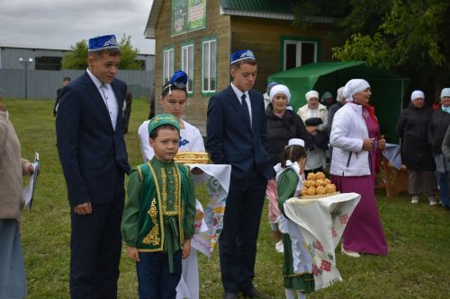 Тарихка таянып, киләчәккә юл: Кошманда сөннәтчелек традицияләренә багышланган фәнни-гамәли конференция узды