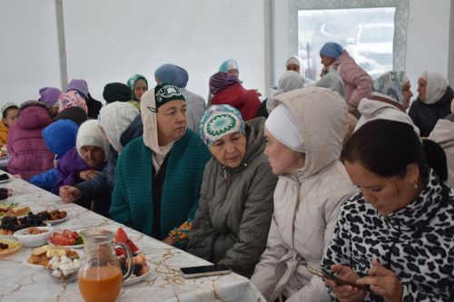 Тарихка таянып, киләчәккә юл: Кошманда сөннәтчелек традицияләренә багышланган фәнни-гамәли конференция узды