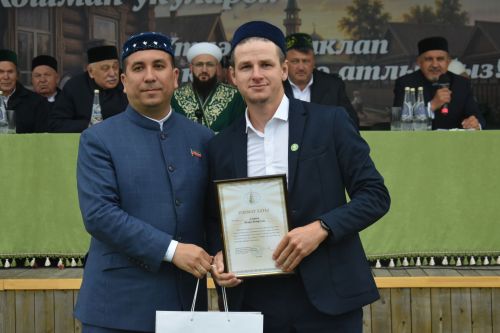 Тарихка таянып, киләчәккә юл: Кошманда сөннәтчелек традицияләренә багышланган фәнни-гамәли конференция узды