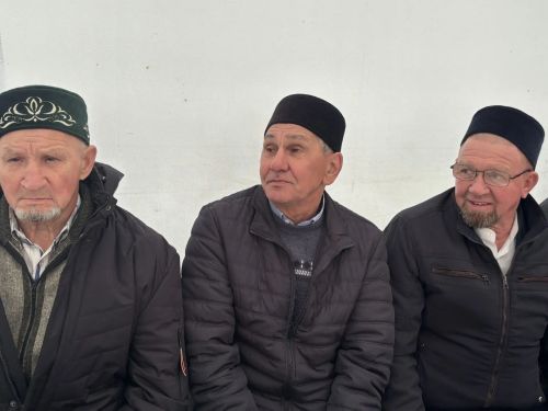 Тарихка таянып, киләчәккә юл: Кошманда сөннәтчелек традицияләренә багышланган фәнни-гамәли конференция узды