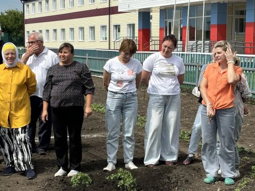 Кандидат сельскохозяйственных наук Харис Камалеев провел в Кайбицком районе мастер-класс по посадке и выращиванию овощных культур