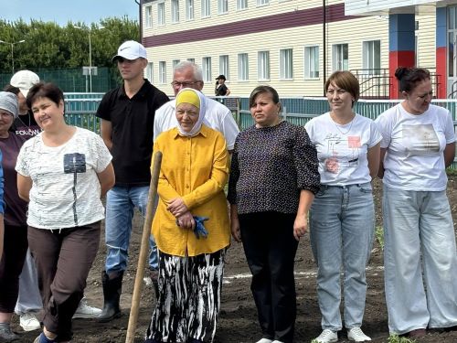 Кандидат сельскохозяйственных наук Харис Камалеев провел в Кайбицком районе мастер-класс по посадке и выращиванию овощных культур