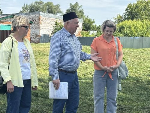 Кандидат сельскохозяйственных наук Харис Камалеев провел в Кайбицком районе мастер-класс по посадке и выращиванию овощных культур