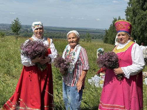 Борындык авылы урманында Мәтрүшкә бәйрәме узды