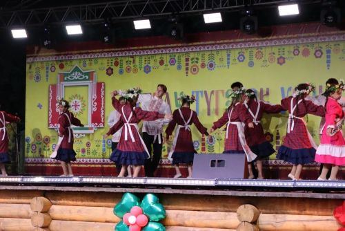 Хуҗа Хәсәннең «Инешкәй» балалар фольклор ансамбле «Питрау«дан лауреат булып кайтты