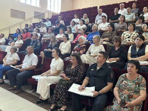В Кайбицком районе состоялось расширенное заседание комиссии по делам несовершеннолетних и защите их прав
