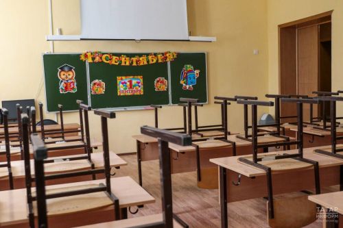 Юрист Курбаков: Мошенниклар уку елы алдыннан үзләрен укытучы дип таныштыра